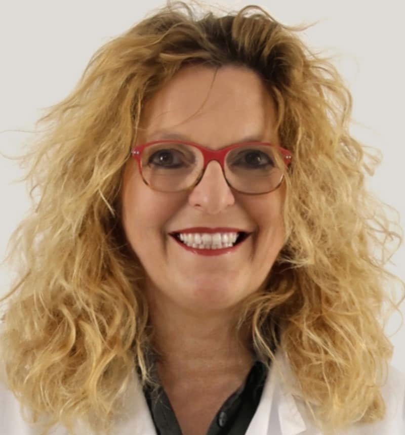 Enfermera especialista en Enfermería del Trabajo. Servicio de Prevención de Riesgos Laborales del Sector Sanitario III de Zaragoza Hospital Clínico Lozano Blesa de Zaragoza. 